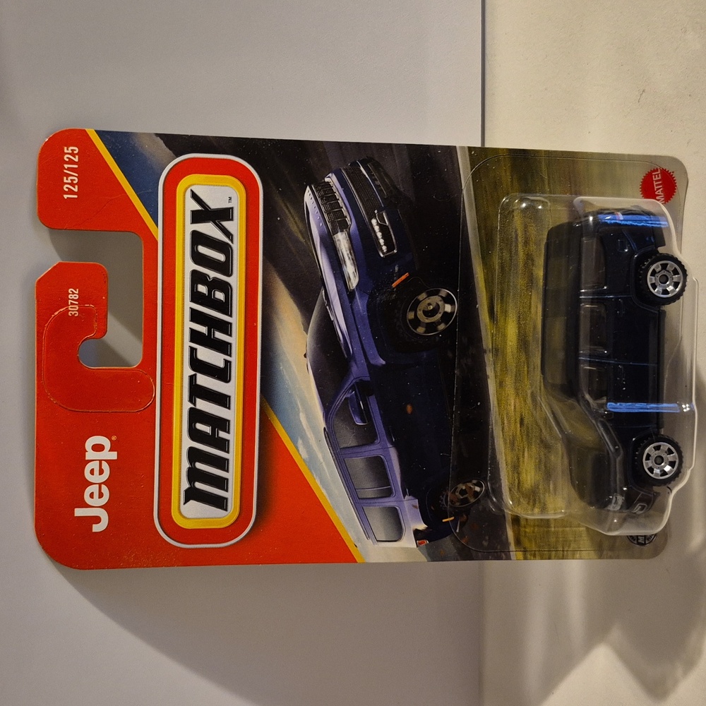 D5  Matchbox  2022 Jeep Wagoneer